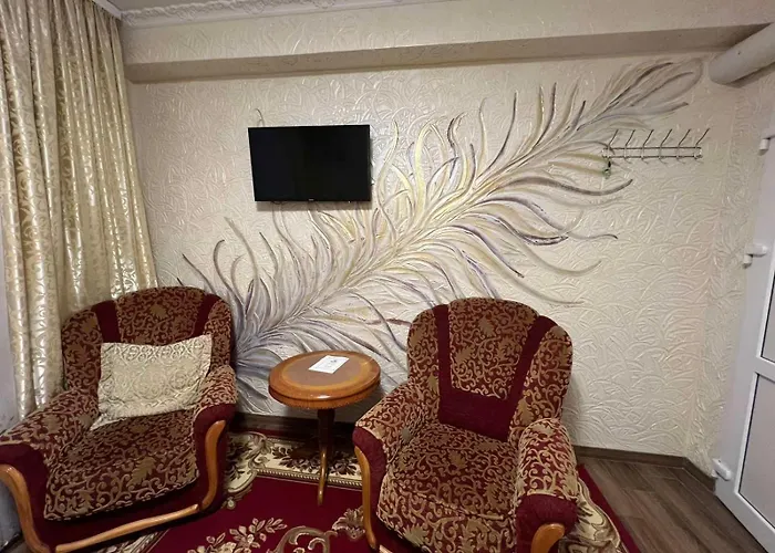 Golden Rose Room